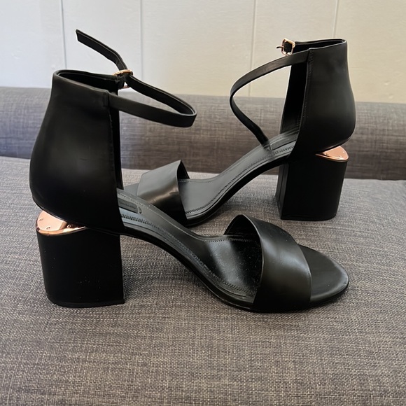 Authentic Alexander Wang sandals - Picture 5 of 9